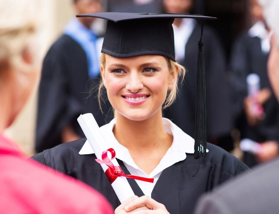 College-940x720